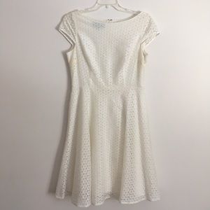 Black Label White Knee-Length Dress